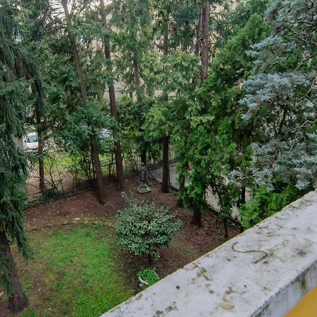 Garden Fiore Del Ducato Apartment